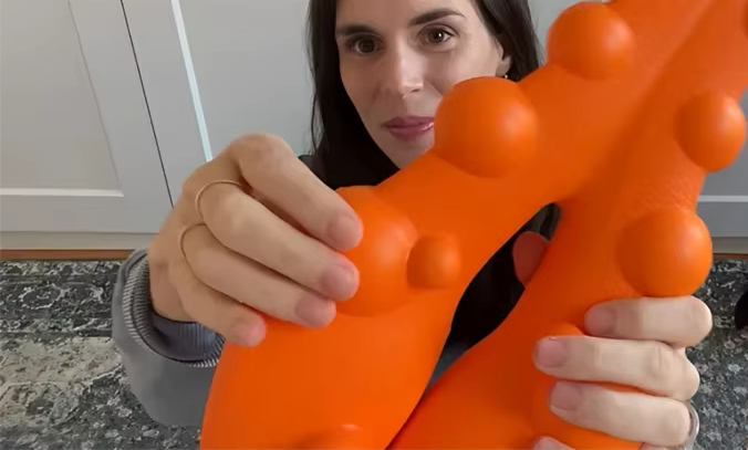 Attelia™  - Masseur Cervical Orthopédique